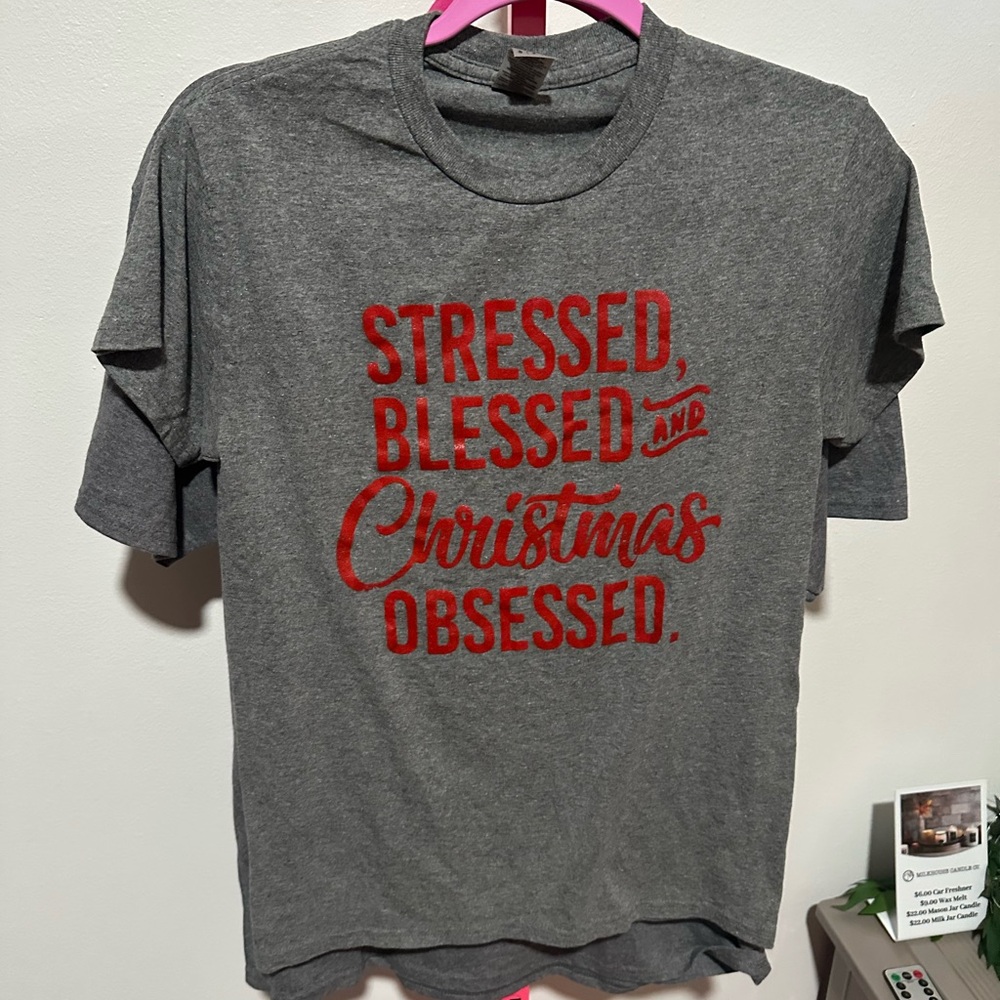 Gildan Gray and Red Christmas Graphic Tee